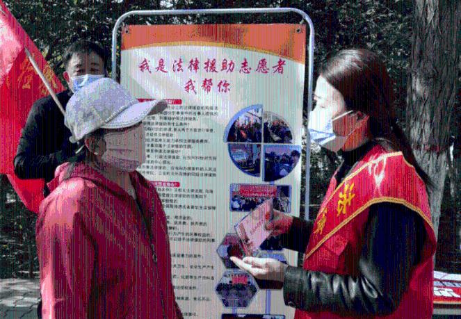 独眼萌怪的爱情